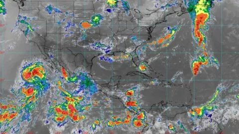 Tormentas tropicales Iselle y Julio se forman en el Pacífico: ¿Cuál es su trayectoria y qué estados tendrán lluvias?