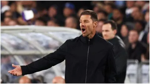 ¡Primer KO para Xabi Alonso! Tottenham vence al Chelsea en Sídney