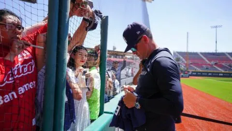 Aaron Boone quiere que los Yankees vuelvan a jugar en México