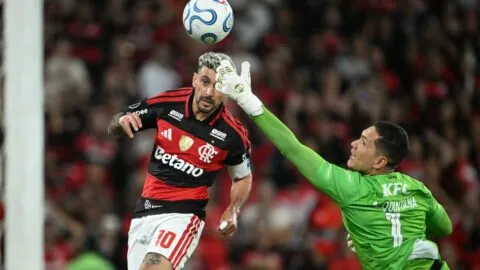 ¡Tremendo error! Aldair Quintana protagoniza el blooper de la Copa Libertadores 2026