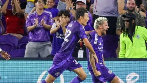 Antoine Griezmann conquista a los jóvenes de Orlando City con algo más que goles