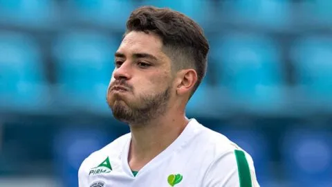 Un mexicano toma de sorpresa a las competiciones europeas de UEFA