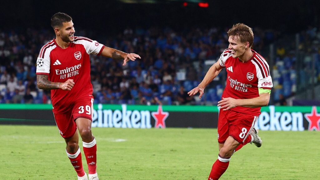 Arsenal vence al Napoli y comienza con triunfo su camino en la Champions League