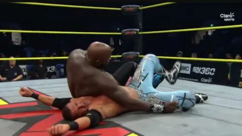 Moose salva su futuro en TNA tras una batalla brutal ante Frankie Kazarian
