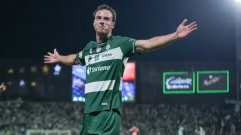 ¡Santos rompe la sequía! Bullaude y Lozano firman una remontada que hunde a Juárez