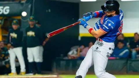 ¡Olmecas sobrevive al drama! Tabasco frena la remontada de Pericos y toma ventaja en la serie