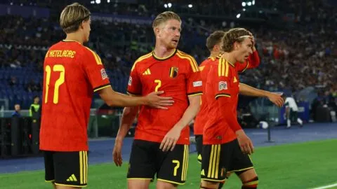Bélgica asalta Roma y la afición abuchea a Italia en el regreso de Mancini
