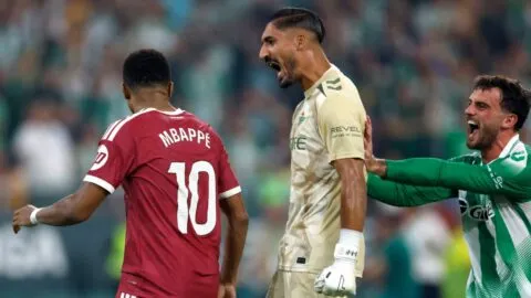 Álvaro Fidalgo reaparece con el Betis en la victoria ante el Real Madrid