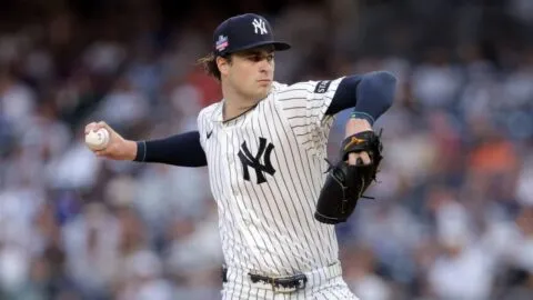 ¿De novato a Cy Young? Cam Schlittler rompe una marca histórica con Yankees