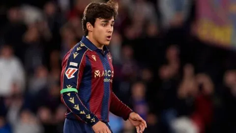 Las estadísticas y títulos de la carrera de Carlos Álvarez, el nuevo fichaje del América