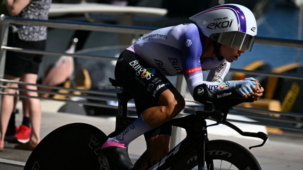 El mexicano César Macías termina octavo en la etapa 17 de La Vuelta a España