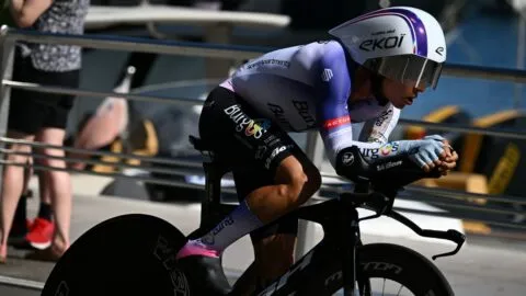 El mexicano César Macías termina octavo en la etapa 17 de La Vuelta a España