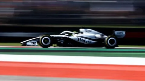Checo Pérez estrenará motor Ferrari con Cadillac en el Gran Premio de Azerbaiyán
