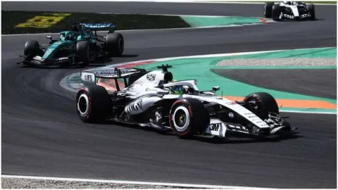 ¡Checo Pérez termina 18, pese a una sanción de cinco segundos en el GP de Italia!