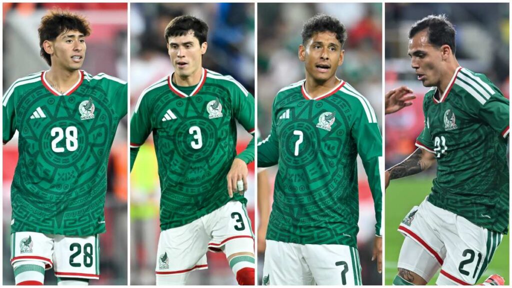 Sandoval, Campillo, Romo y Camberos durante el partido entre México y Perú
