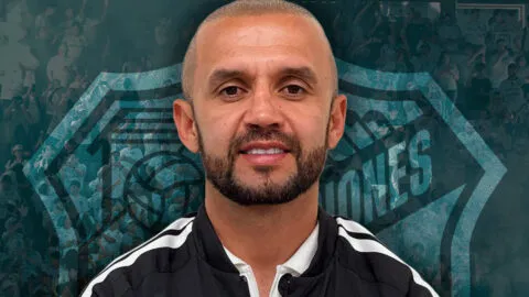 Comunicaciones mueve sus piezas: presenta a su nuevo entrenador y confirma el regreso de José Manuel Contreras