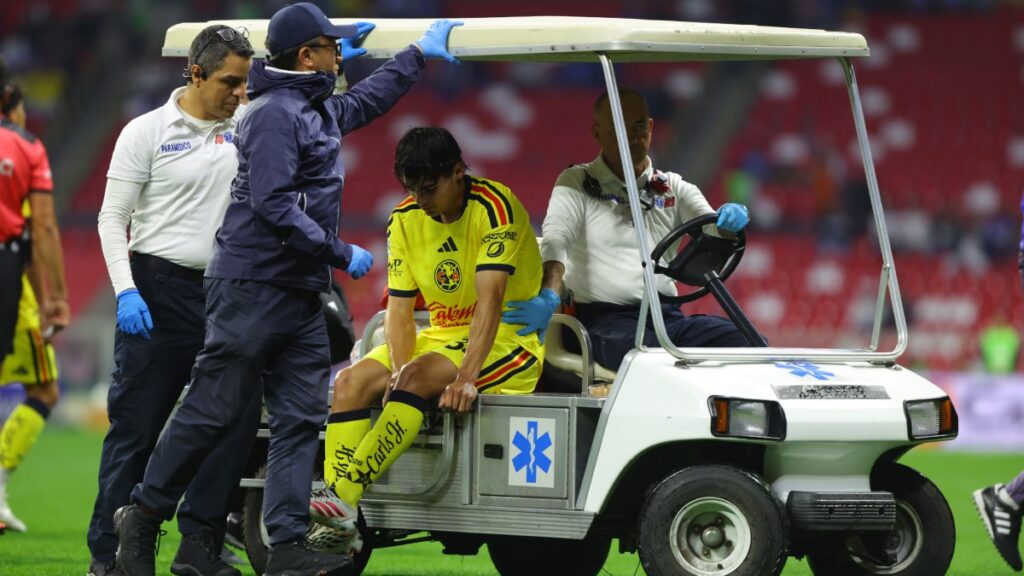 Alarma en América: Dagoberto Espinoza vuelve a lesionarse la rodilla izquierda ante Cruz Azul