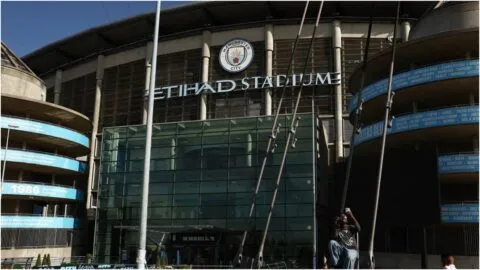 Exfuncionario del América aparece en el escándalo que sacude al Manchester City