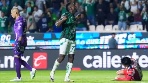 Díber Cambindo y sus dos zarpazos le dan la victoria al León sobre San Luis