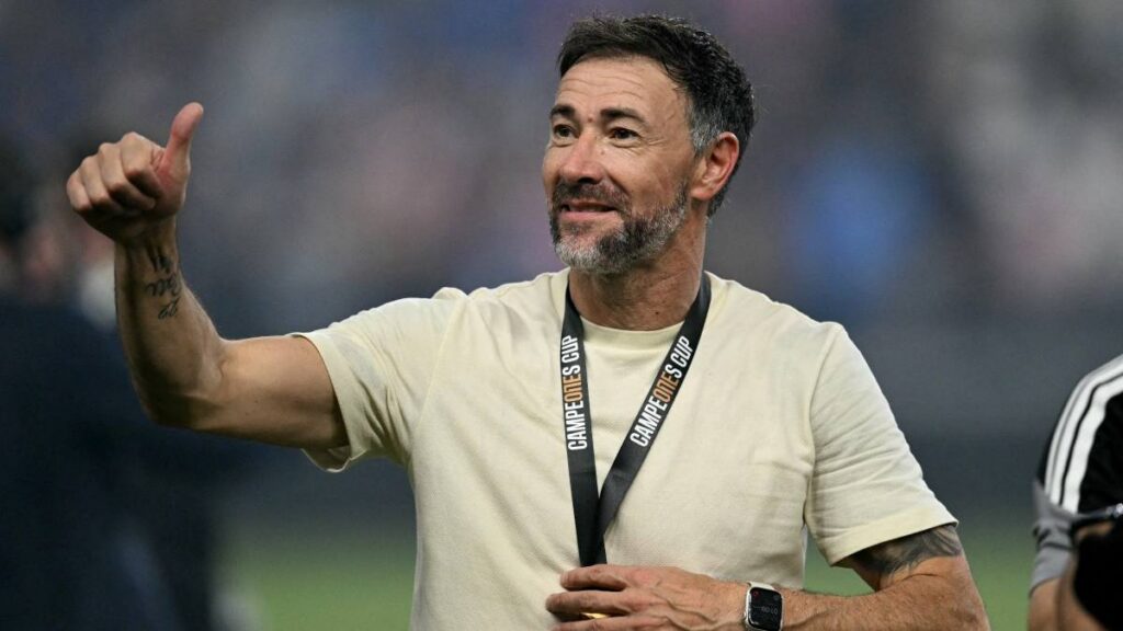 Kily González celebrando el título de la Campeones Cup