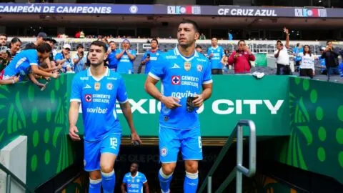Erik Lira regresa a la actividad con Cruz Azul tras frustrarse su fichaje con Monaco
