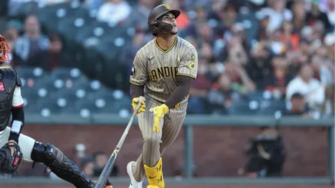Ethan Salas, el cátcher más joven en la historia de MLB con dos jonrones en un juego