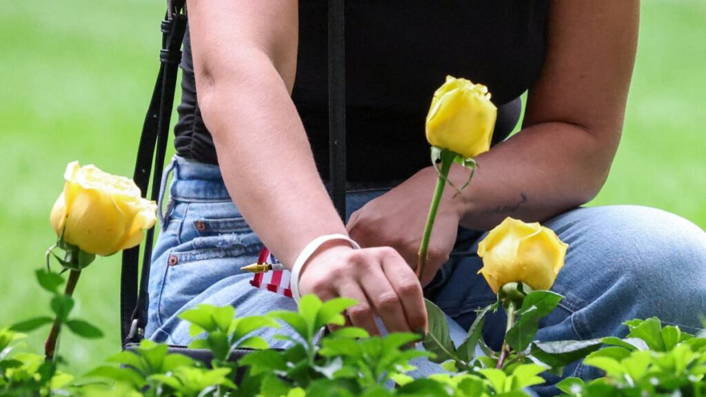 Antes de que compres tu ramo de Flores Amarillas te compartimos las razones por las que se hizo famoso este gesto