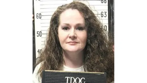 Christa Pike: corte federal frena su ejecución una hora antes en Tennessee