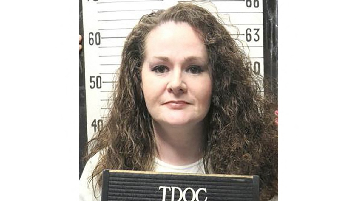 Un tribunal federal de apelaciones concedió una suspensión temporal de la ejecución a Christa Pike, de 40 años.