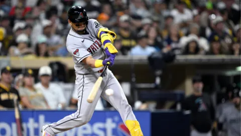 El poder latino hace historia en MLB con los títulos de bateo de Yordan Álvarez y Gabriel Moreno