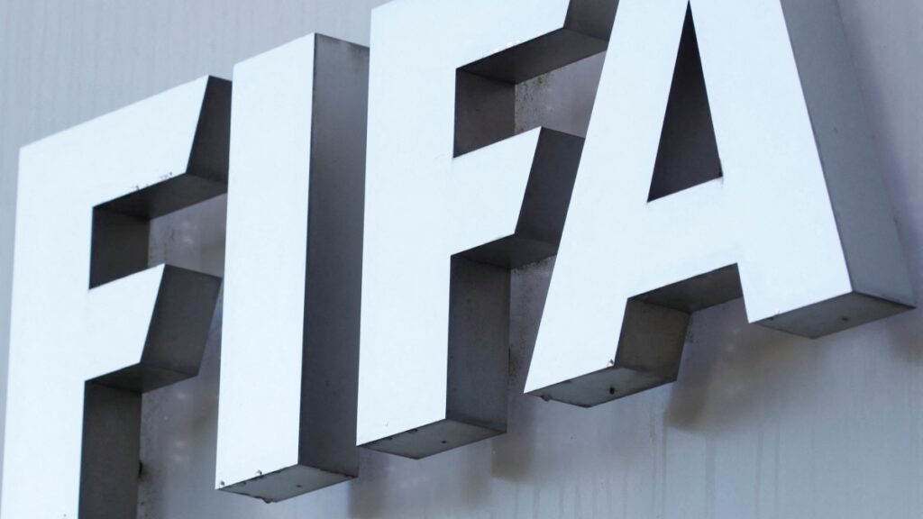 Las cinco grandes ligas se lanzan contra la FIFA