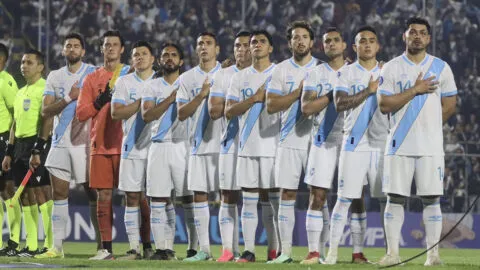 Tena sorprende con una nueva convocatoria de última hora para Guatemala