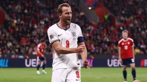 Inglaterra vence a Chequia en Praga y suma sus primeros tres puntos en la Nations League