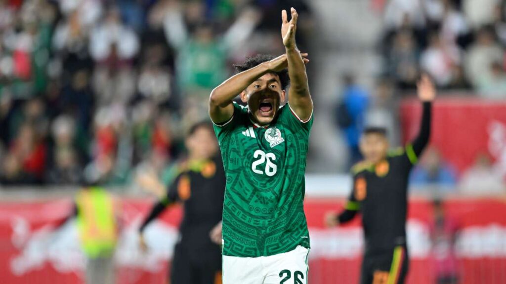 ¡Polémica en New Jersey! El árbitro no señala penal a favor de la Selección Mexicana
