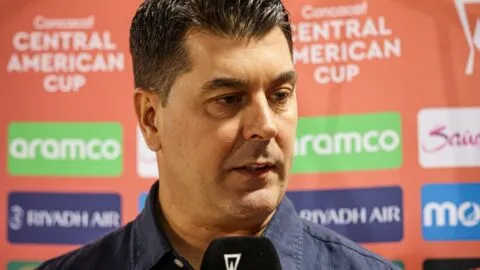 Ismael Rescalvo se juega un mes clave en Alajuelense: los partidos que pueden marcar su ciclo