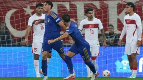 ¡La azzurra respira! Italia recupera el rumbo al golear a Turquía a domicilio