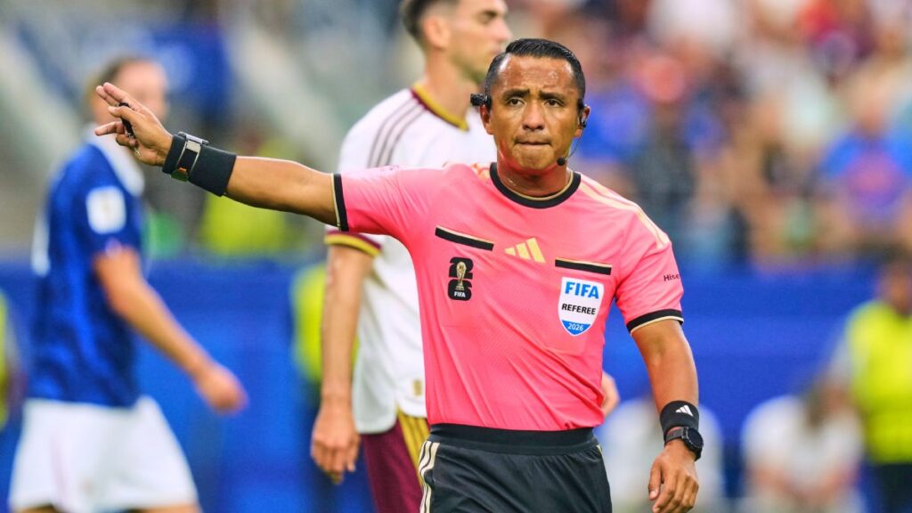 Iván Barton será el árbitro de la final de la Leagues Cup entre Monterrey y Toluca