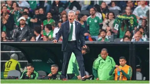 ¡El Vasco podría regresar a LaLiga! Javier Aguirre sería candidato para sacar al Valencia de su crisis