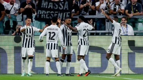 La Juventus vence sin brillar al Atalanta y mantiene firme su lucha por subir en la Serie A