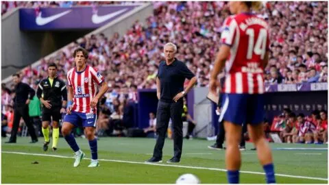 El Atlético de Madrid responde a las provocaciones de Mourinho: “Stop acoso arbitral ya"