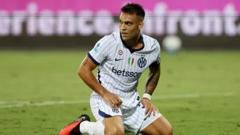 Lautaro Martínez cierra la puerta al Barcelona y reafirma su compromiso con el Inter: "Me quedaría para siempre"