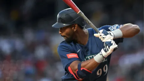 De La Habana a las Mayores: Lázaro Montes debuta con jonrón y récord para los Seattle Mariners