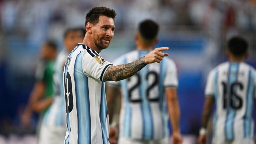 Messi disputará su último partido vistiendo la camiseta argentina