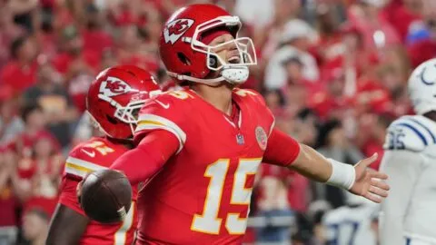 Kansas City Chiefs vence a Indianapolis Colts en tiempo extra tras dramático cierre en Arrowhead Stadium