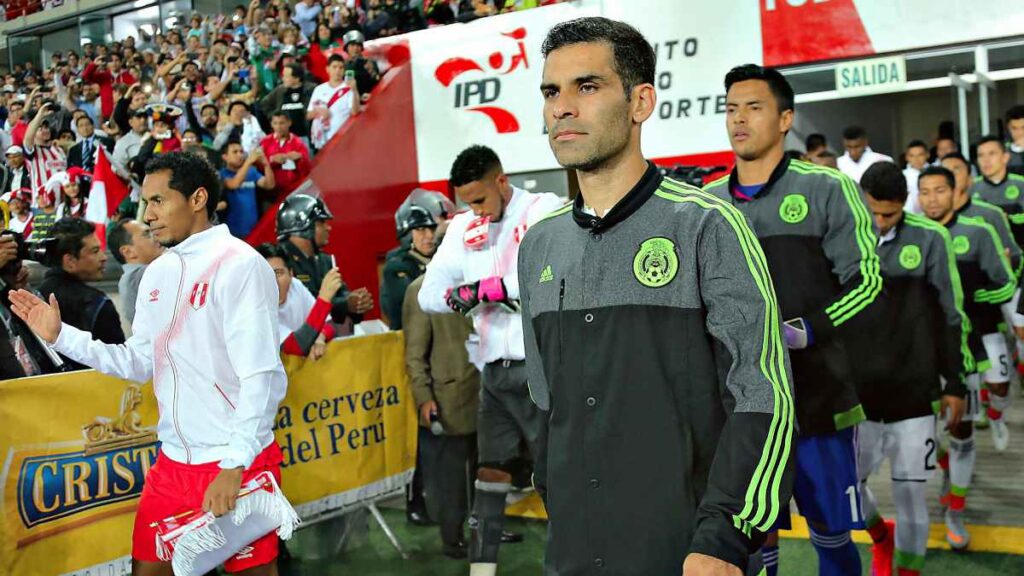 ¿Cuántas veces jugó Rafa Márquez contra Perú?
