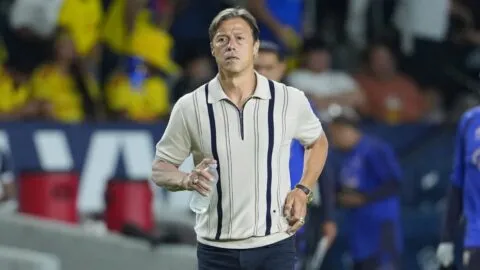 Almeyda evita polémica arbitral: “Lo importante es que eliminamos al América”