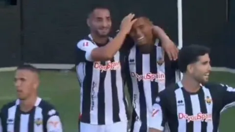 Matías Orozco responde a la convocatoria de Lorenzo con su primer golazo en el Castellón de España