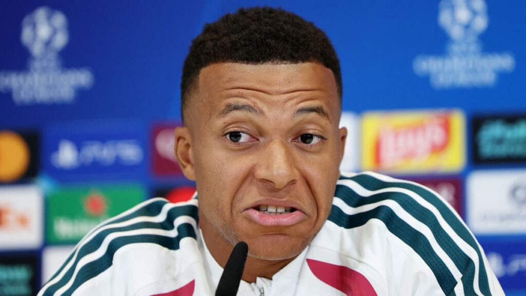 Kylian Mbappé lanza dardo y habla sobre el Balón de Oro