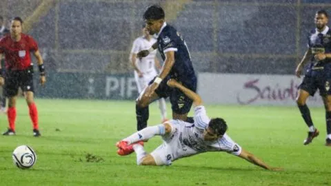 Motagua sale vivo del Cuscatlán y se instala en las semifinales de la Copa Centroamericana