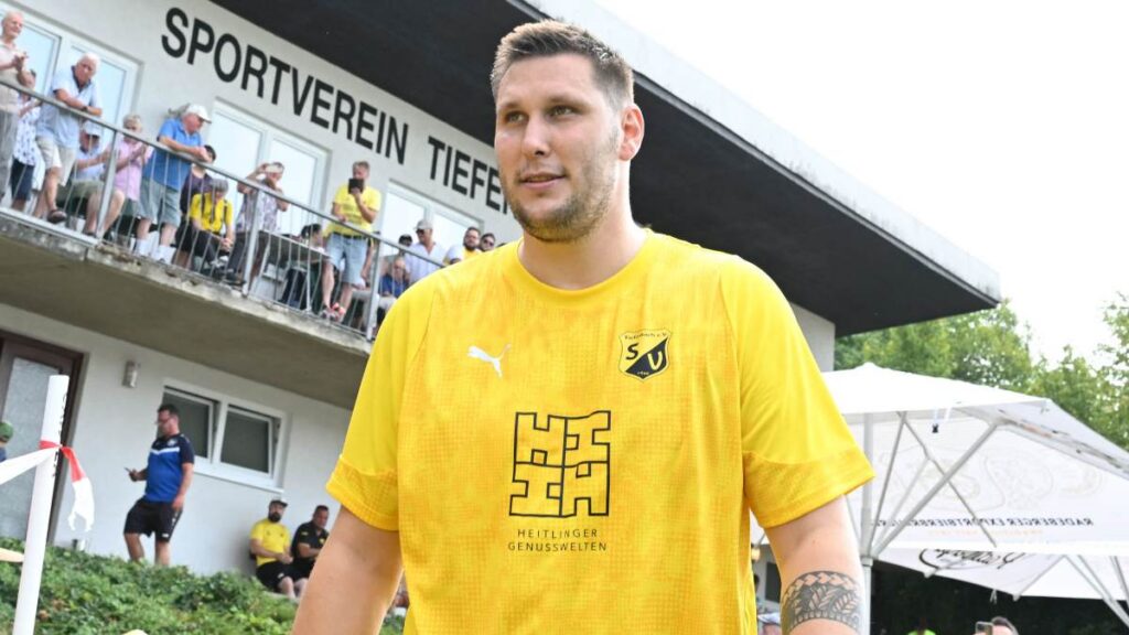 Niklas Süle jugó como defensa en el Bayern Munich, fue multicampeón y hoy juega en la novena división